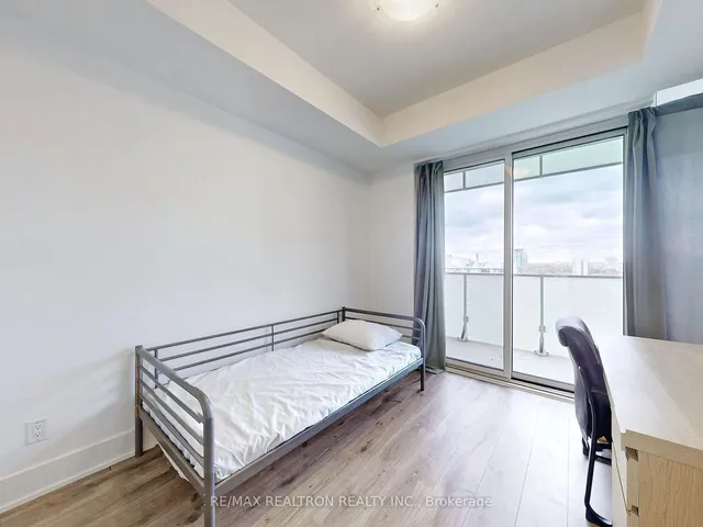 Additional image 23 of 200 Bloor St Unit 2007