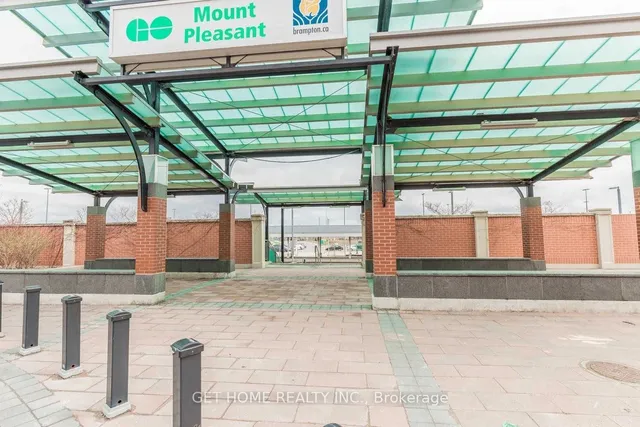 Additional image 3 of 60 Baycliffe Cres Unit 307