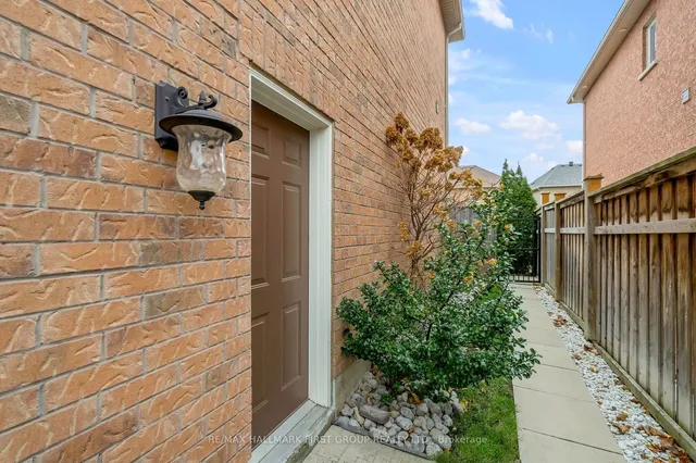 Additional image 35 of 13 Pathlink Gate