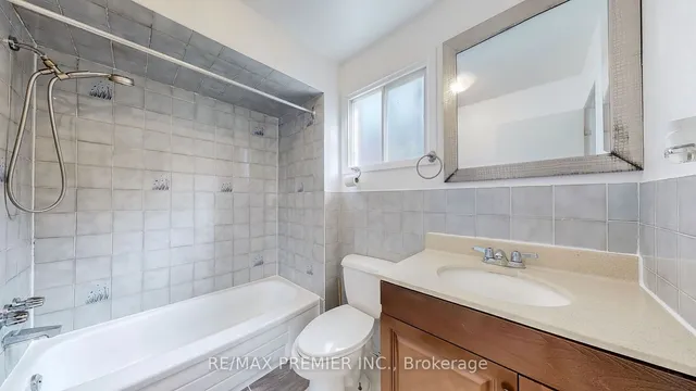 Additional image 30 of 105 Fairglen Ave