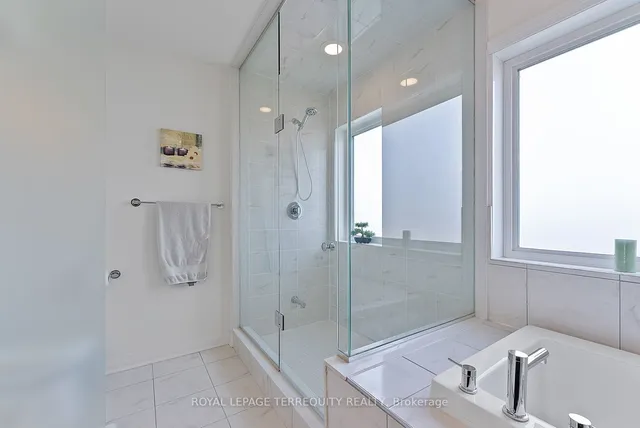 Additional image 18 of 17 Stanley Greene Blvd