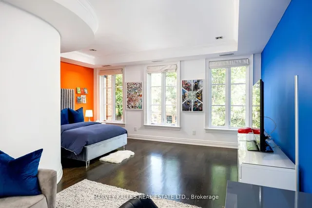 Additional image 17 of 112 Hazelton Ave