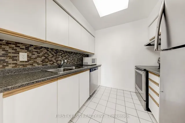 Additional image 12 of 35 Empress Ave Unit 1608