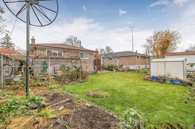 Additional image 38 of 82 Terra Cotta Cres