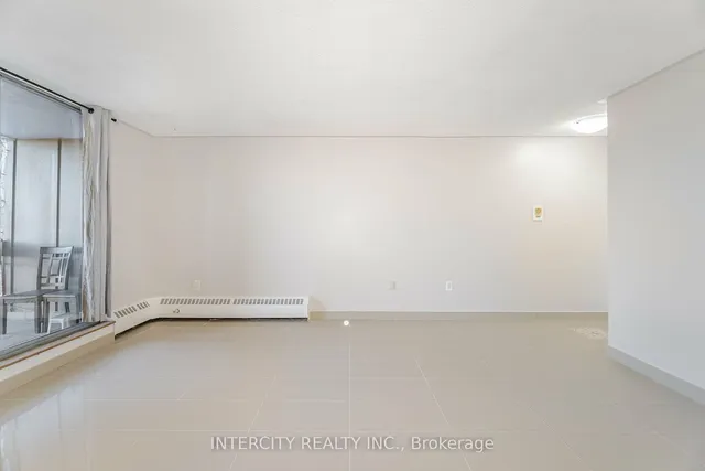 Additional image 9 of 4673 Jane St Unit 609