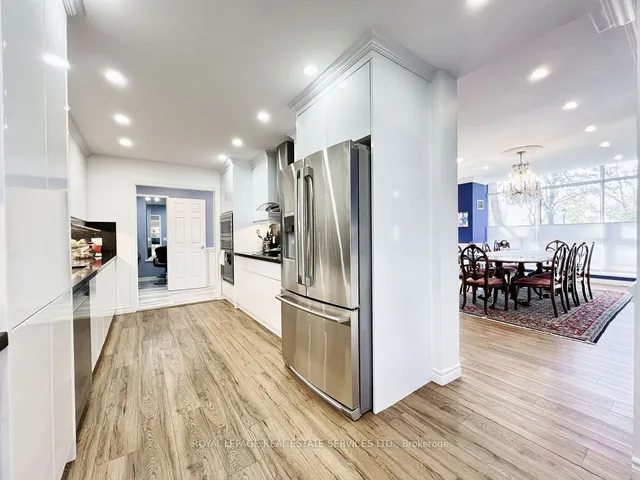 Additional image 23 of 5444 Yonge St Unit 108