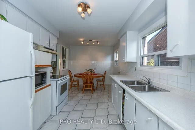 Additional image 31 of 23 Benton St