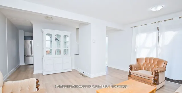 Additional image 10 of 8 Hillbank Tr