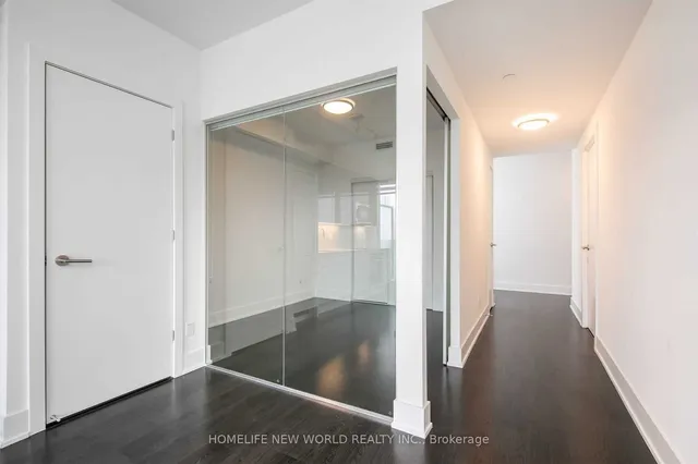 Additional image 6 of 403 Church St Unit 2413