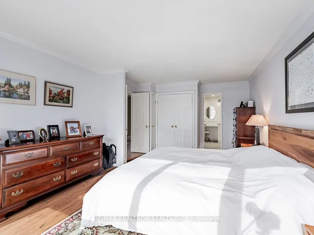 Additional image 20 of 55 Lombard St Unit 613