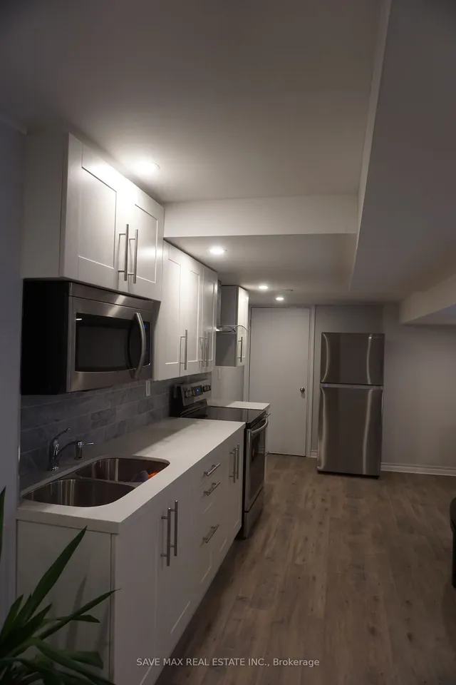 Additional image 33 of 67 Humberstone Cres