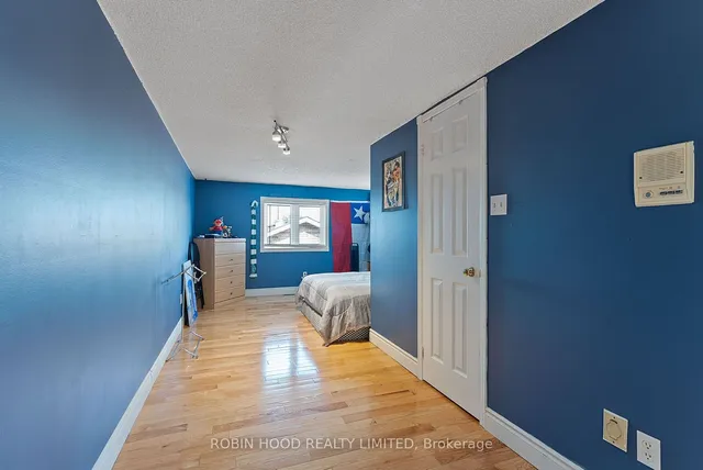 Additional image 37 of 22 Strangway Crt