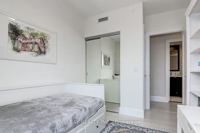 Additional image 11 of 120 Harrison Garden Blvd Unit 2003