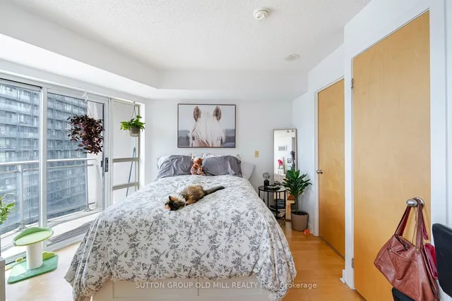 Additional image 19 of 255 Richmond St Unit 1517