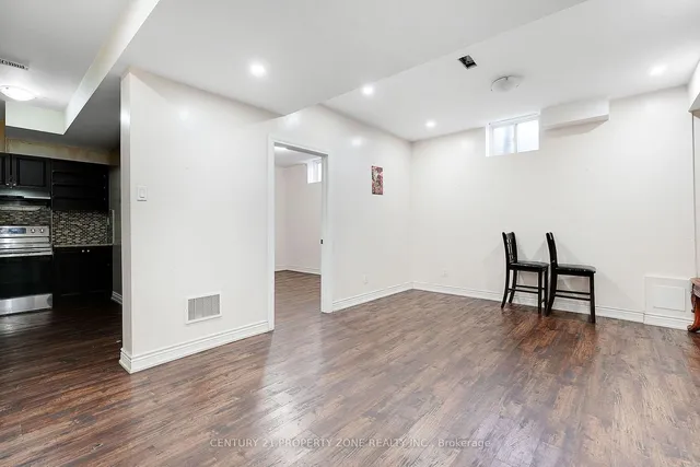 Additional image 25 of 56 Adrian Cres