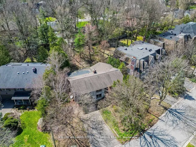 Additional image 34 of 15 York Valley Cres