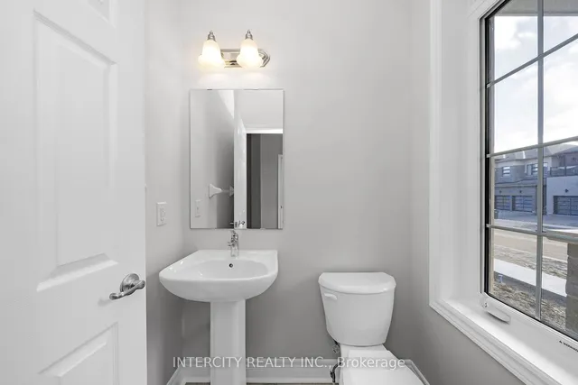 Additional image 18 of 75 Claremont Dr