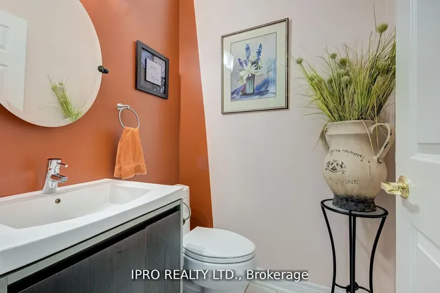 Additional image 25 of 2 Orchard Park Gate