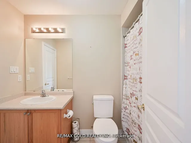 Additional image 27 of 25 Maverick Cres