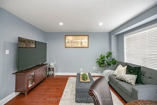 Additional image 12 of 61 LAURAGLEN Cres