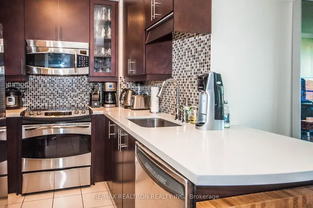 Additional image 7 of 1900 Lake Shore Blvd Unit 1709