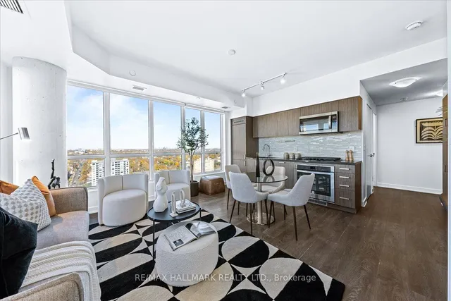 501 St Clair Ave Unit 1811