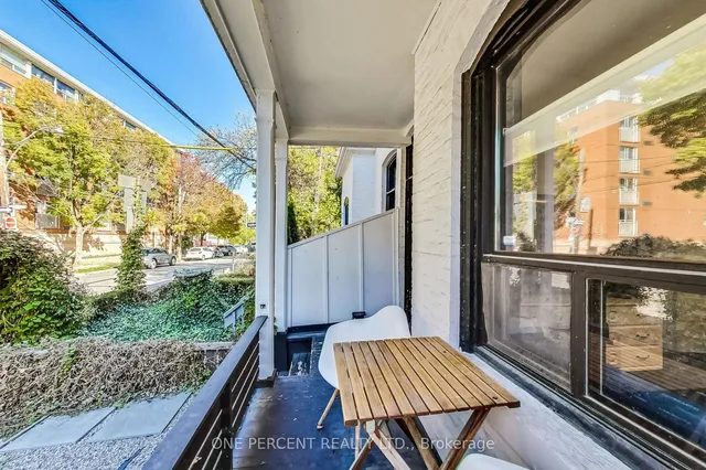 Additional image 5 of 825 Adelaide St