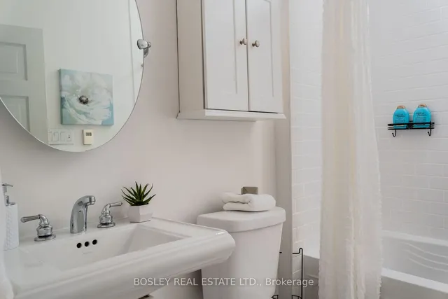 Additional image 29 of 812 Duplex Ave