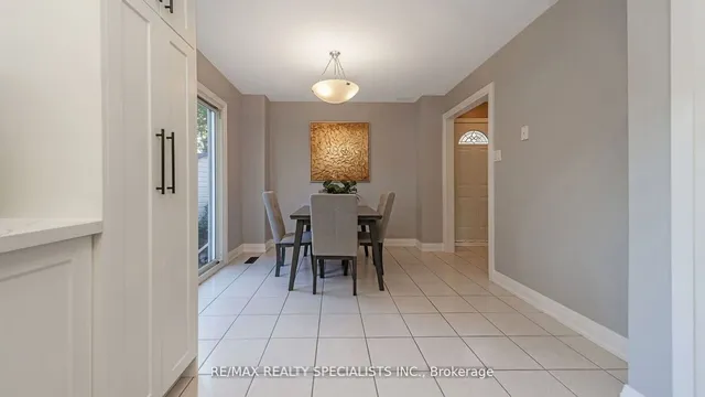 Additional image 16 of 12 Willowcrest Crt