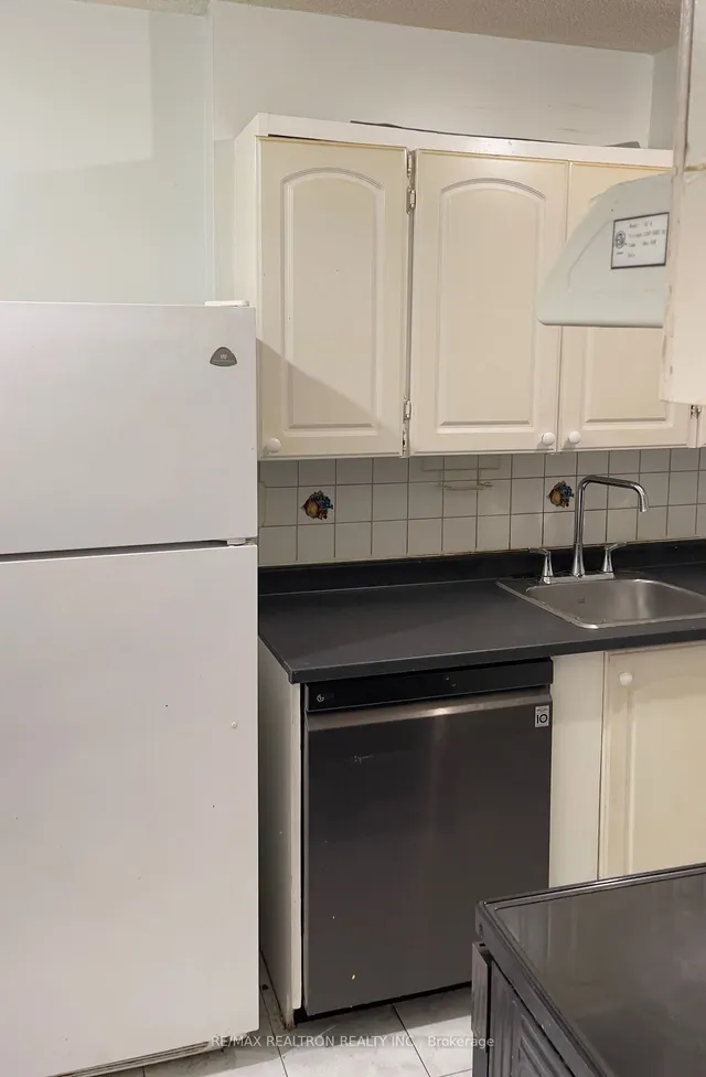 Additional image 11 of 1250 Bridletowne Circ Unit 1612