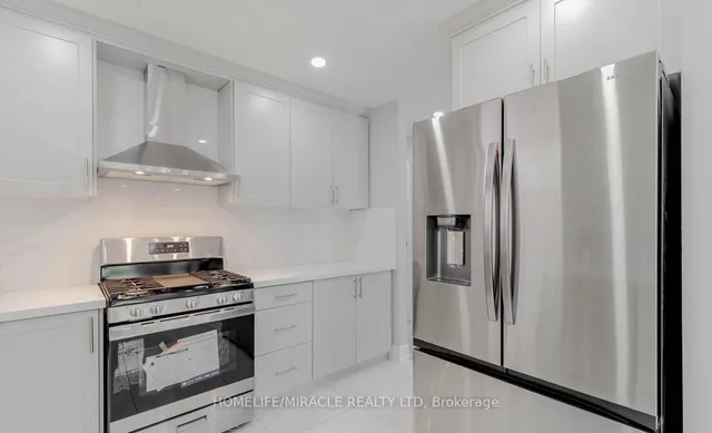 Additional image 12 of 62 Elgin Dr