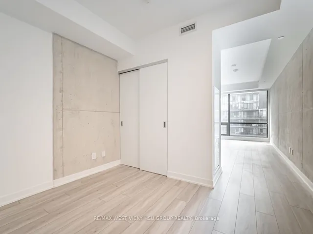 Additional image 16 of 458 Richmond St Unit 806