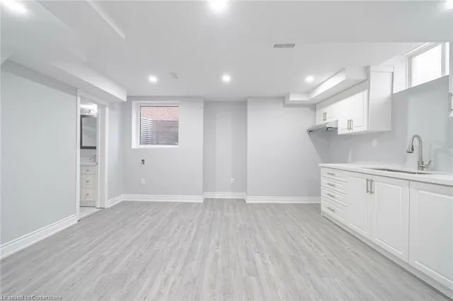 Additional image 49 of 8 Decorso Dr