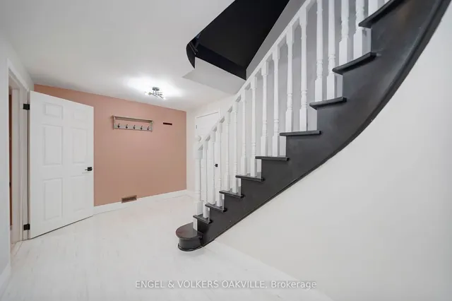 Additional image 30 of 151 Torrance woods