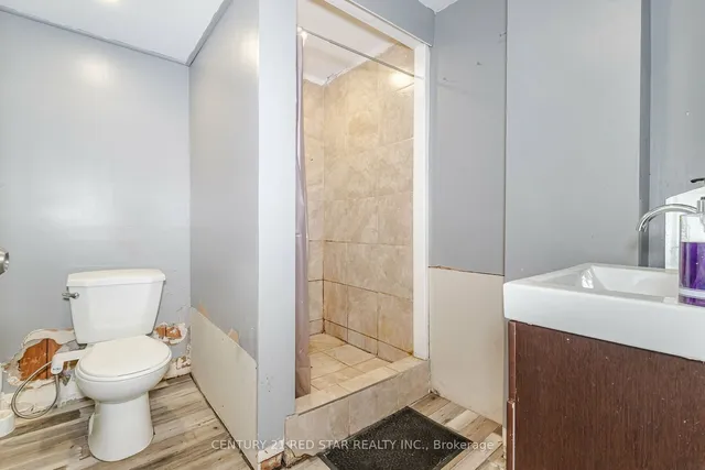 Additional image 36 of 95 Glenmore Cres