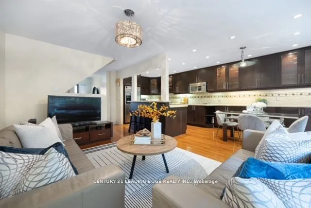 Additional image 9 of 30 CHICHESTER Pl Unit 52