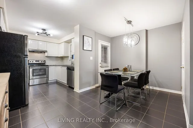 Additional image 5 of 225 Torbarrie Rd