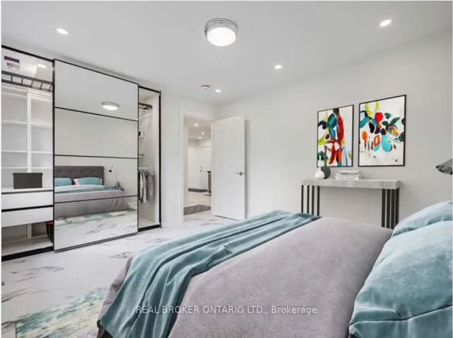 Additional image 14 of 2693 Lakeshore Blvd Unit 6