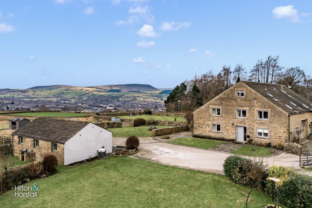 Additional image 45 of Barnmeadow House, Southfield, Burnley
