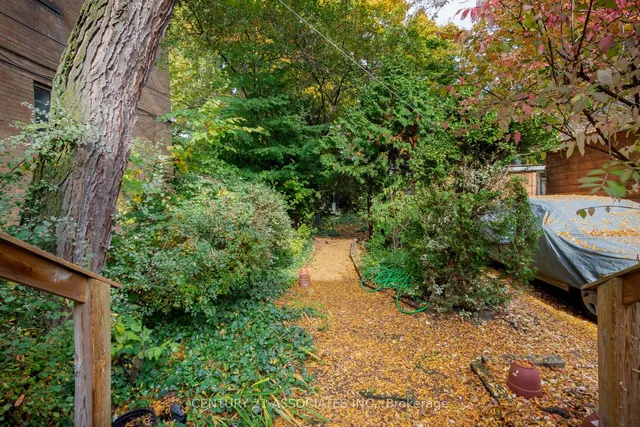 Additional image 23 of 78 Castlefield Ave