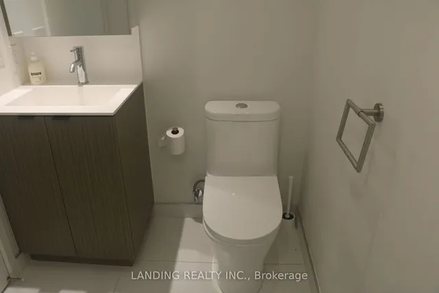 Additional image 26 of 20 Edward St Unit 1910