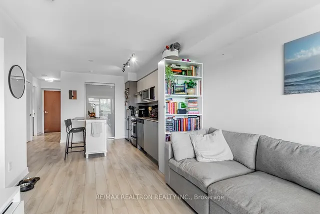 Additional image 12 of 160 Flemington Rd Unit 512