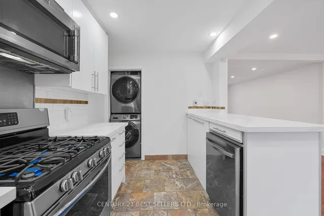 Additional image 15 of 51 Hertle Ave