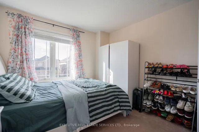 Additional image 29 of 13 Percy Gate