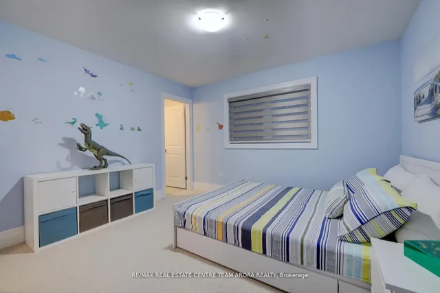 Additional image 26 of 477 Brisdale Dr