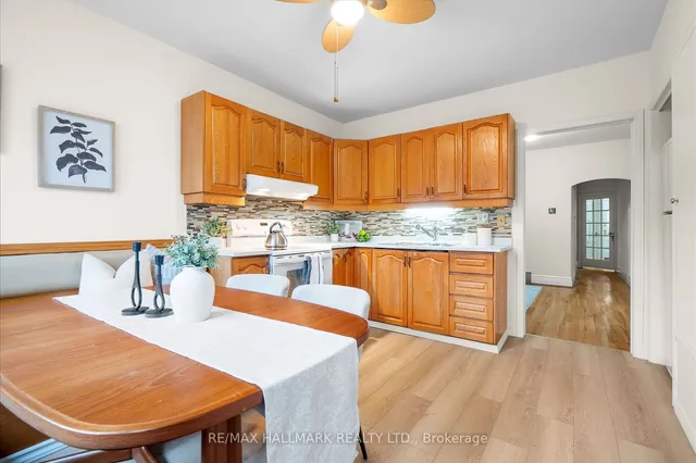 Additional image 15 of 393 Ossington Ave