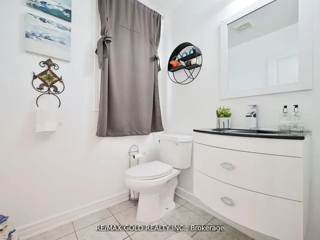 Additional image 16 of 25 Maverick Cres