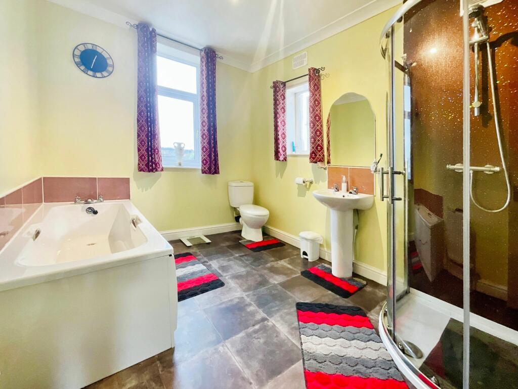 Additional image 14 of Bank Parade, Burnley, BB11