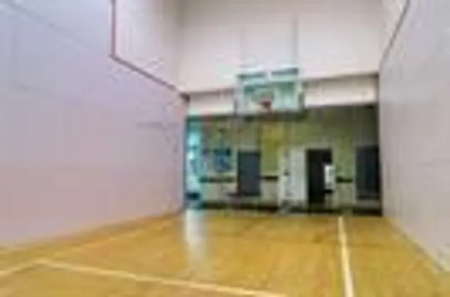 Additional image 24 of 77 Harbour Sq Unit 809