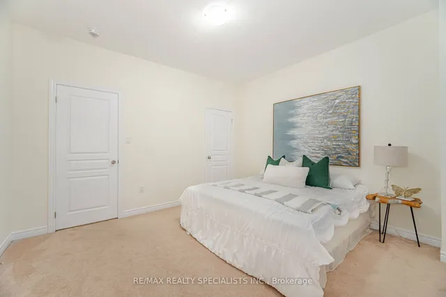 Additional image 22 of 90 Truro Circ